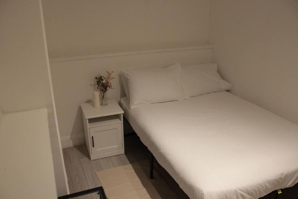 2 Bedroom Central London Apartment Modern And Stylish المظهر الخارجي الصورة
