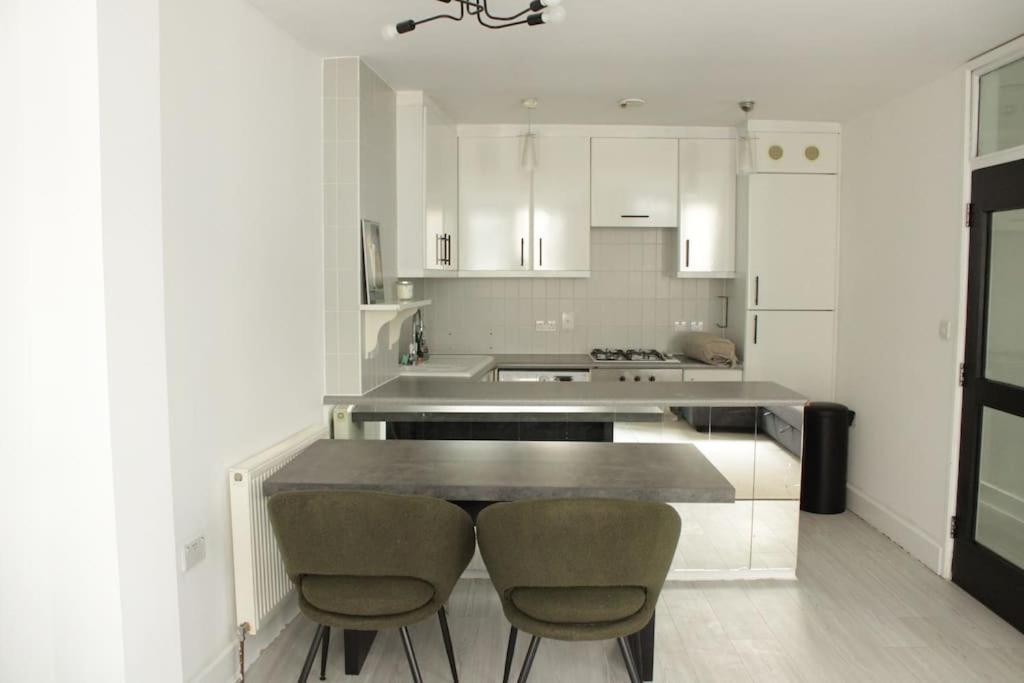 2 Bedroom Central London Apartment Modern And Stylish المظهر الخارجي الصورة